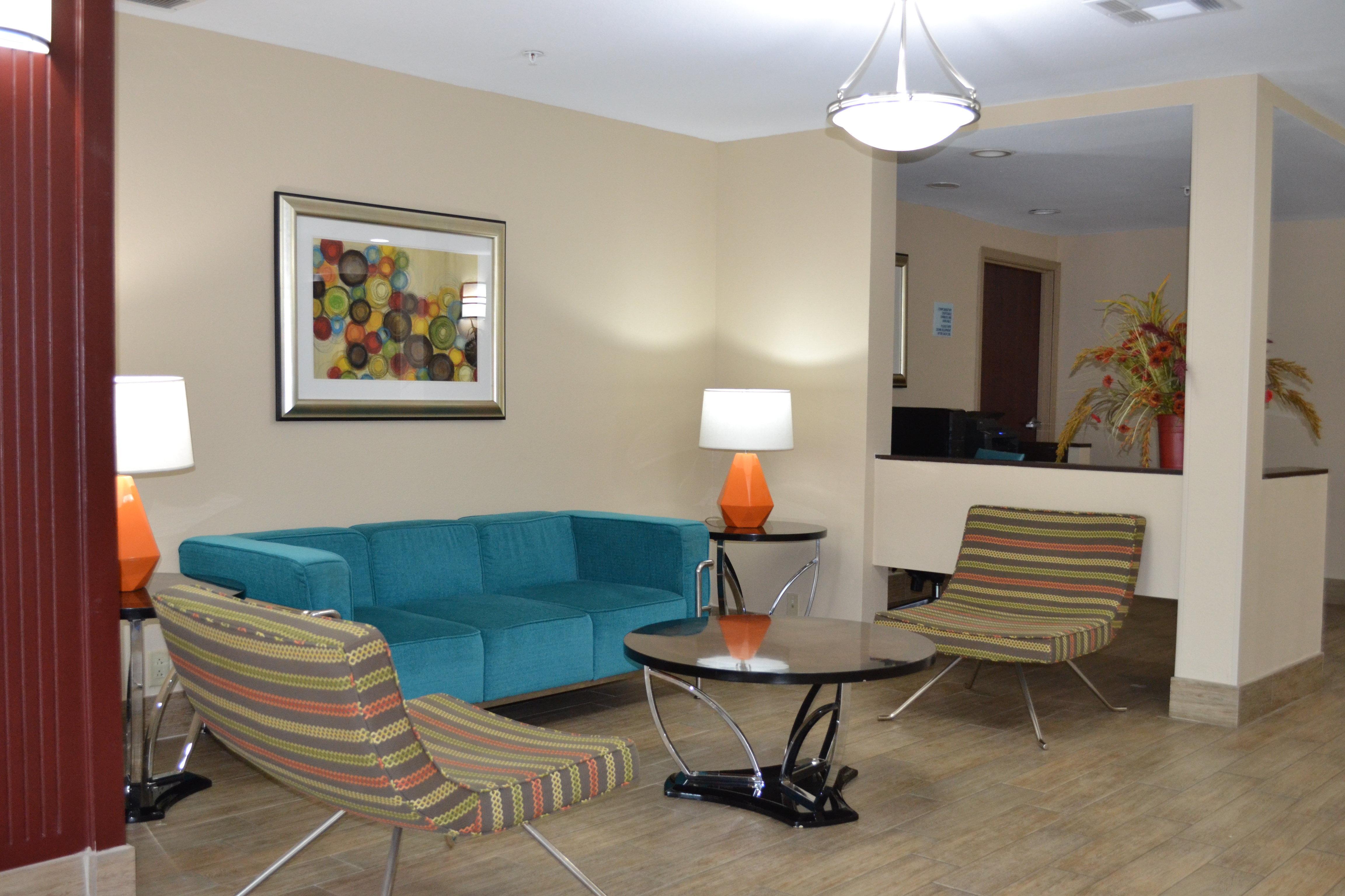 Holiday Inn Express Hotel & Suites Gainesville By Ihg Exterior photo