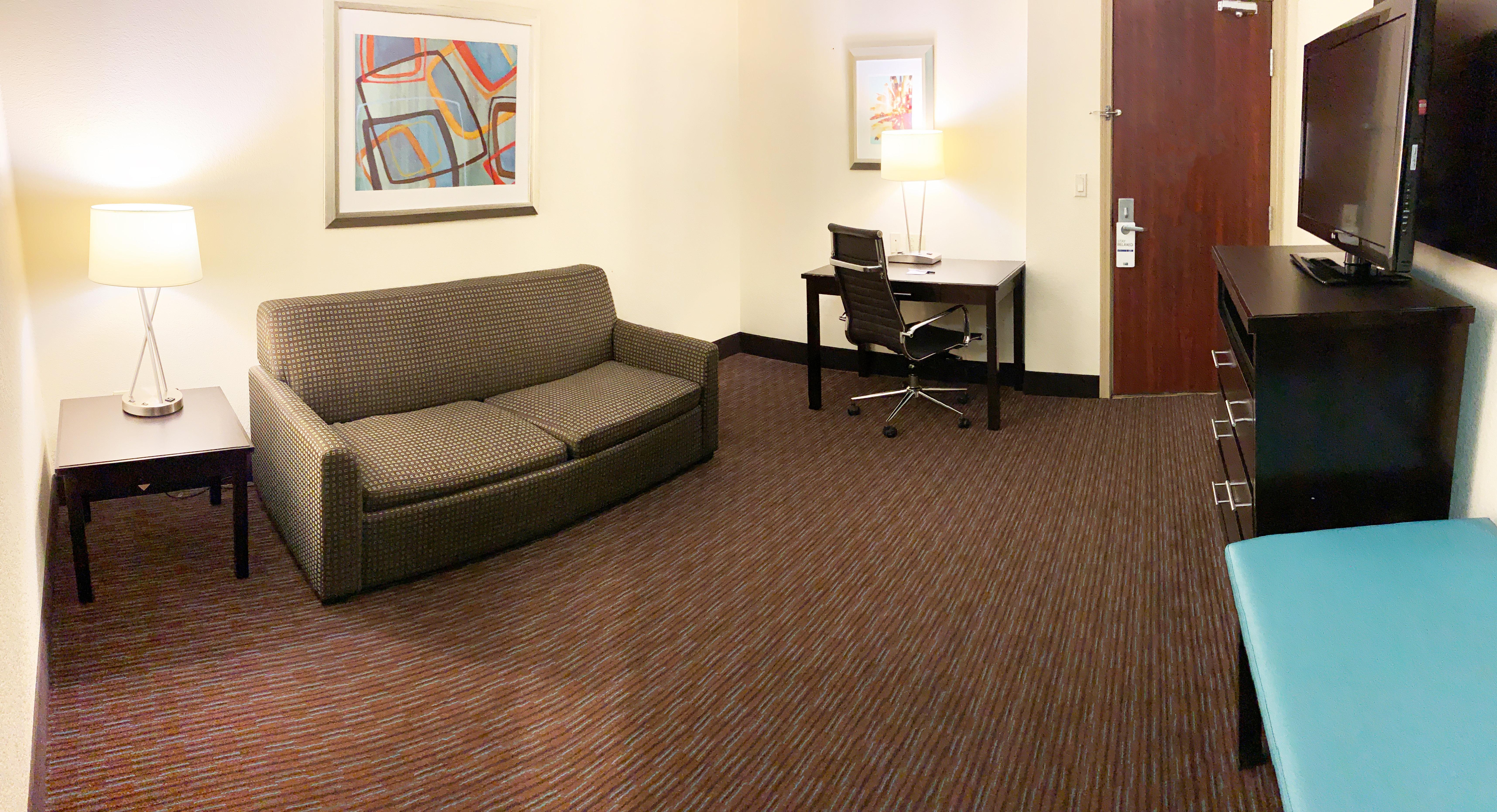Holiday Inn Express Hotel & Suites Gainesville By Ihg Exterior photo